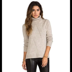 Vince.Traveling Ribbed Turtle Neck Sweater XS
